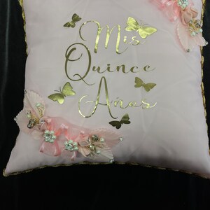 QUINCE PILLOW