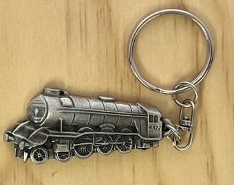 Flying Scotsman Keyring. Made of Fine English Pewter in Gift Pouch