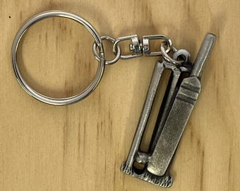 Cricket Stumps Keyring. Made of Fine English Pewter in Gift Pouch