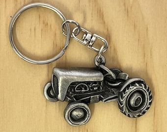 Vintage Tractor Keyring. Made of Fine English Pewter in Gift Pouch