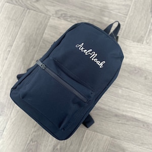 Personalisierter Kleinkindrucksack mit Namen bestickt Navy Rucksack perfekt für kleine Kinder Kindertasche