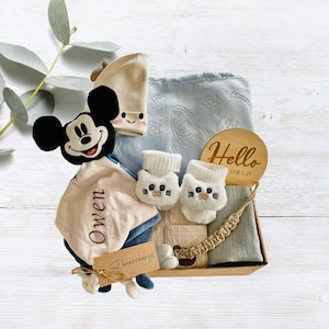 Personalized Baby Gift Set, Welcome Baby Gift, New Baby Boy Gift, Newborn gift box, New Baby Gift box, Baby Shower Gift, Baby Boy Gift
