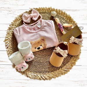 New Baby Girl Gift, New Baby Gift Set, Newborn gift box, New Baby Gift box, Baby Shower Gift, Baby Gift, Personalized