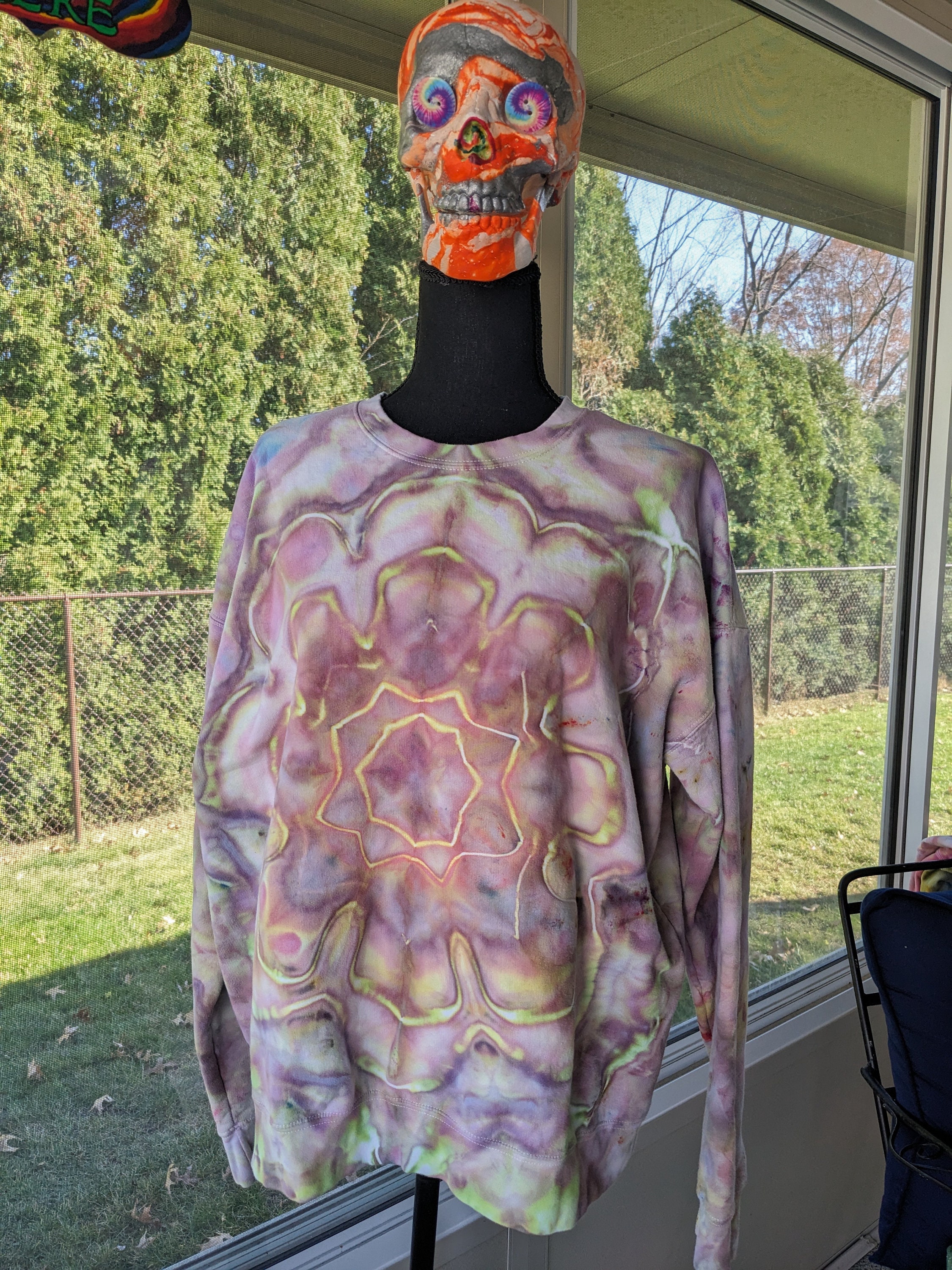 Hippie Tie Dye Women's Sweatshirt main image 1