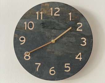 Horloge murale élégante en ardoise avec texture minimaliste dorée, grande horloge murale, horloge murale de 61 cm