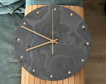 Horloge murale en pierre noire unique, horloge murale ronde avec des points, horloge murale en pierre accrocheuse, cadeau parfait pour la maison