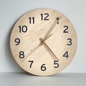Orologio da parete di design, arredamento in legno, orologio da parete Numero di pietra - Orologio in legno Orologio moderno, retrò
