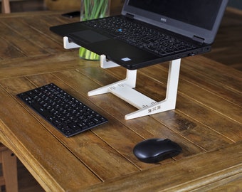 Minimalist laptop stand