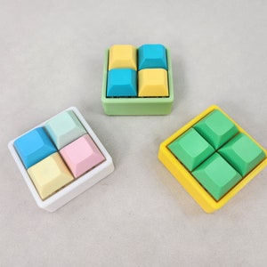 Click Brick Lite 2x2 Key Switch Fidget Toy