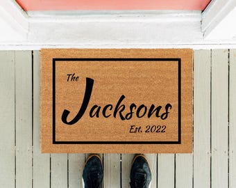 パーソナライズされた名字の玄関マット：新築祝いのギフト