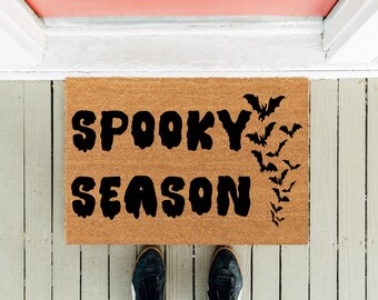 Halloween-dörrmatta med fladdermöss och kokosfiber: Höstdekoration för den läskiga säsongen