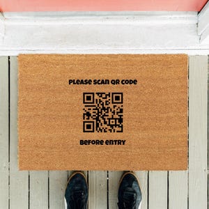 QR Code scannen Fußmatte: Lustige Willkommensmatte, Neues Zuhause Geschenk