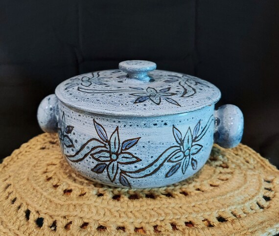 Hand-Painted Blue Pottery Rectangular Floral Trinket Dish main image 1