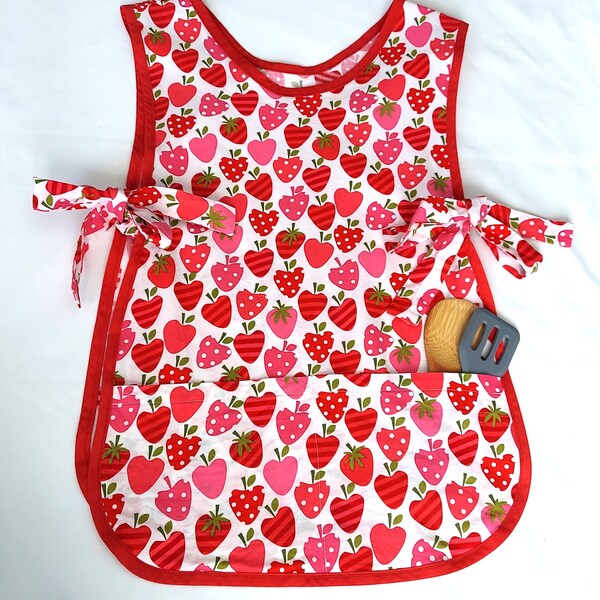 Smock/Cobbler Apron with Strawberries - Hand Sewn! Size Small/Med