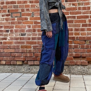 Einfarbige Patchwork Hose • Gender Neutral Boho Hose • Stonewashed Hippie Festival Kleidung • Einzigartige Hippie Hose • Handgemachte Baumwoll Hose