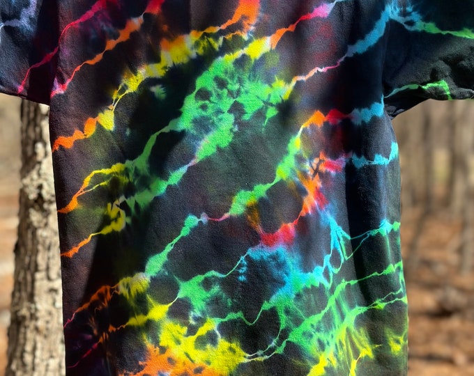 wxyz tie dye shirt