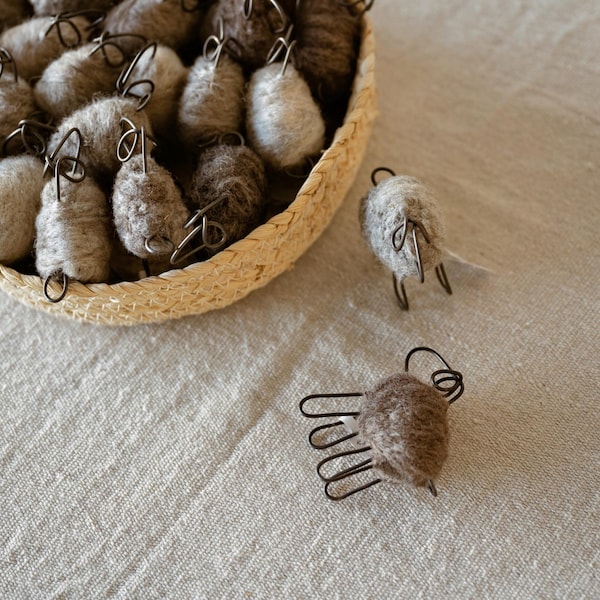 Handcrafted Wire Art Sheep with Wool Body - Adorable Home Decor