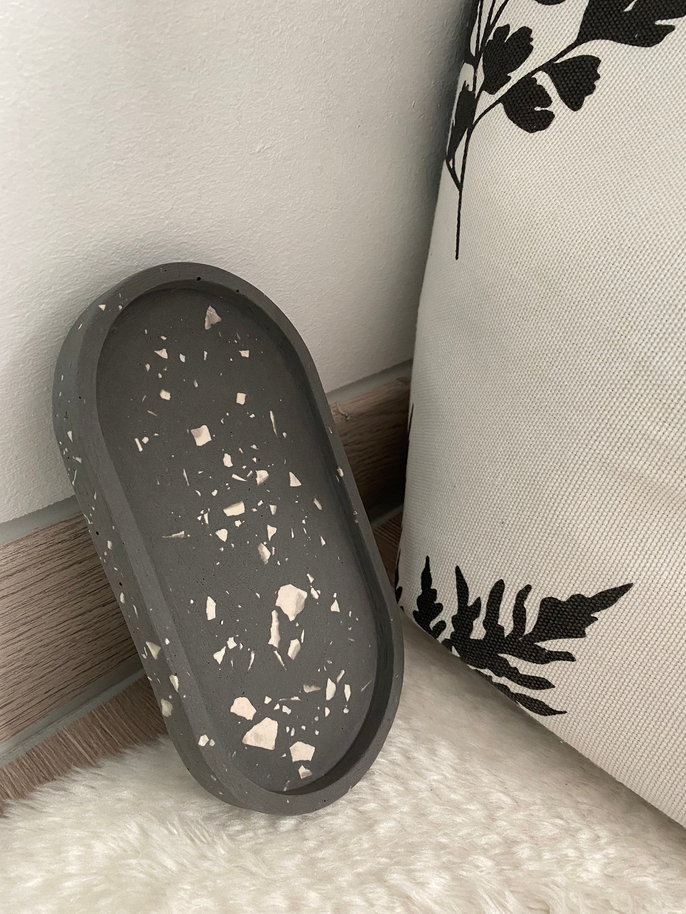 Black Milkshake Tray