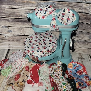Bow and Large Bowl Cover Set for a Kitchenaid Lift Bowl Mixer in a variety of Floral, Holiday, Pioneer and Patterned Prints