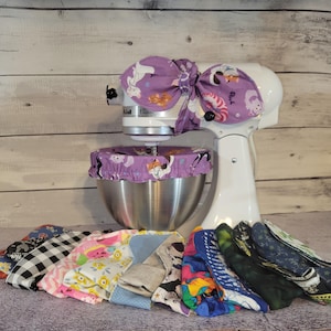 Bow and Bowl Cover Set for a Kitchenaid Stand Mixer in a variety of Holiday, Floral, Pioneer and Character Prints