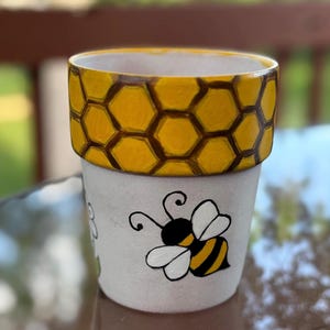 Hand painted 4.75 inch Terracotta Flower Pot - Bees and Daisies - indoor planter/decor