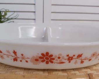 Pyrex Promo Piece Orange Flowers Divided Dish 063  1 1/2 QT