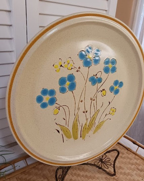 カドカド　Spode （イギリス製）Lobelia 花柄トレイ Hearthside Garden Festival Stoneware LARGE Chop Plate Highland