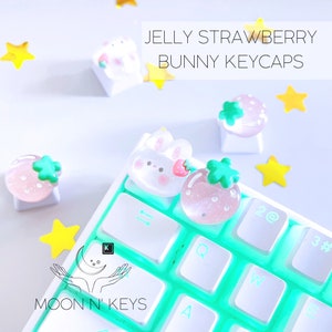 ARTISAN Strawberry Bunny Keycap | Pink | Green | Transparent | Cute | Kawaii | Backlit | Set | PBT | Cherry Mx | Animal | Fruit | Custom |