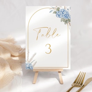 Modelo de número de mesa de batismo, cartão de mesa de trigo floral azul boho, decoração de mesa de batismo editável, BL55