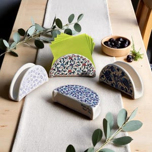 Handgemachter Serviettenhalter & Schwammhalter aus Keramik, Bauernhausküchendekor, umweltfreundlich, Blumenmuster, Geschenk für Oma, Muttertagsgeschenk