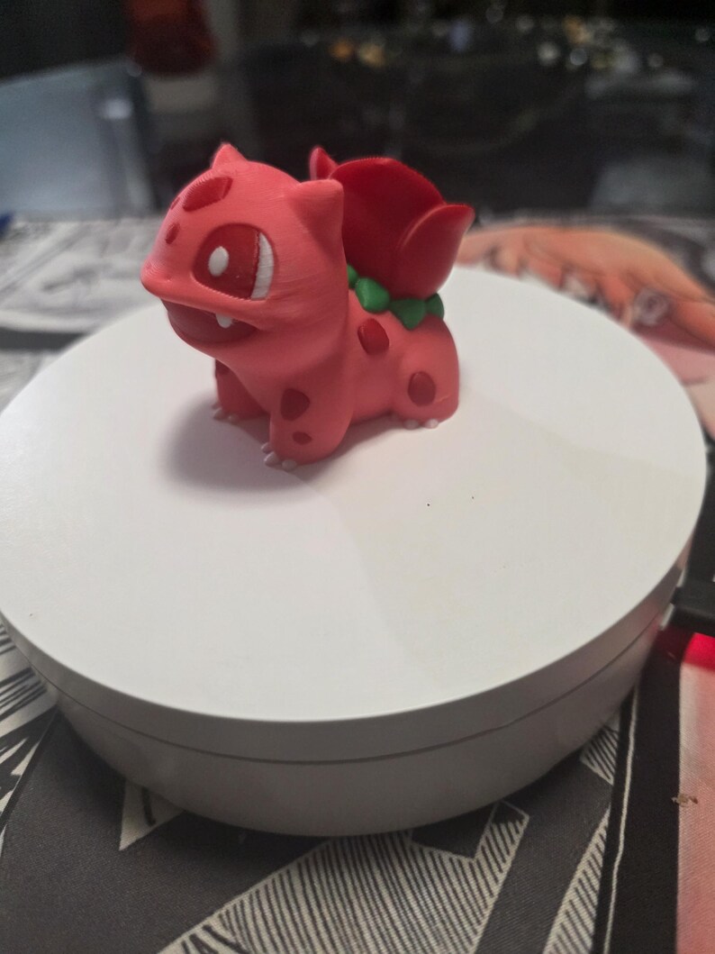 3D Printed Valentines Rose Bulbasaur Figure - Etsy