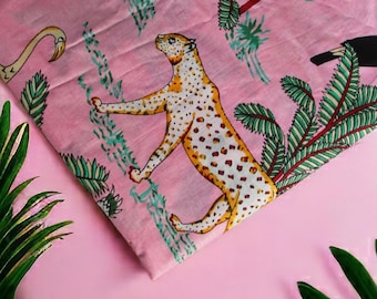 Pink Tiger Print Baumwolle Stoff: Indischer Handblock, Jungal Stoff, Damenmode, Kleidung, Ankleiden,