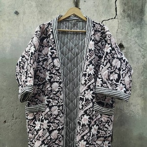 Hand painted Jacket for women, quilted jacket, kantha jacket, printed quilt, quilting robe, painted jacket, vintage jacket, Christmas gift,