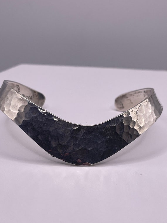 Vintage Circa 1970s 925 Sterling Navajo Bangle Bracelet
