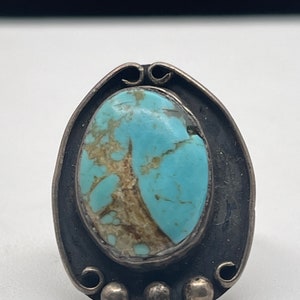 Vintage artist signed Navajo turquoise ring
