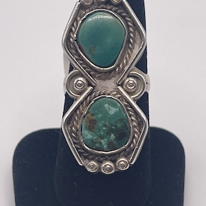 Vintage 925 sterling silver turquoise ring