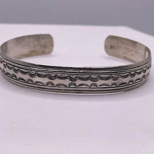 Vintage Circa 1970s Artist Signed Navajo Bracelet