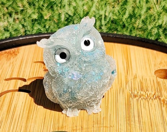 アクアマリンフクロウ、天然クリスタル宝石樹脂フクロウフィギュア、樹脂フクロウ像、動物トーテム、フクロウギフト、室内装飾、レイキとチャクラのバランス