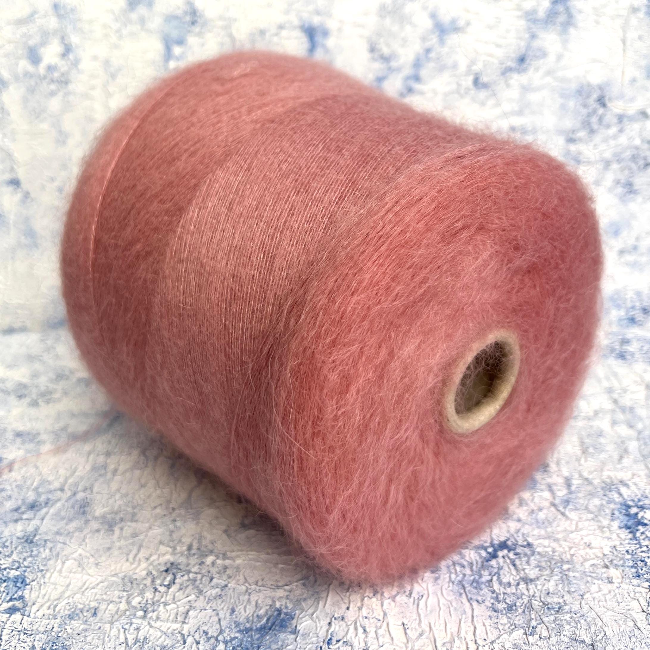 Kid Mohair Silk Fluffy Yarn on Cone 75/25% Kid Mohair/silk Hand
