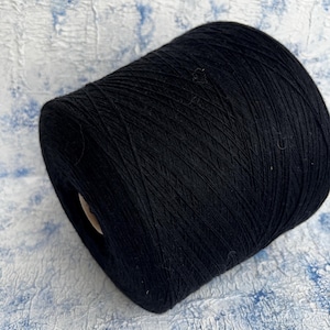 Cashmere lace yarn on cone Italian fine yarn Hand knitting Machine knitting 100% cashmere Loro Piana 2/27 1350m/100g (1476yd/3.52oz)