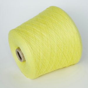100% Cashmere lace yarn on cone Weaving Crochet Hand Knitting Machine Knitting 1400m/100g (1531 yards/3.52oz)