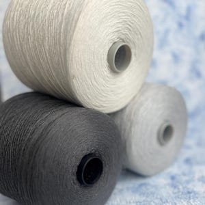 100% Cashmere lace yarn on cone Machine Knitting Hand knitting Crochet Weaving Todd&Duncan 2/28 1400m/100g (1531yd/3.52oz)