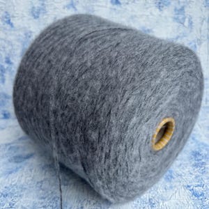 Merino fluffy yarn on cone, 90/10% Merino/Polyamide Hand knitting Machine knitting yarn Zegna Baruffa art HUNTER 380m/100g (415yards/3.52oz)