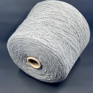 Cashmere Wool fine yarn on cone Italian yarn Hand knitting Machine knitting  40/60%  Cashmere/Wool Cariaggi 3/15  500m/100g (546yd/3.52oz)