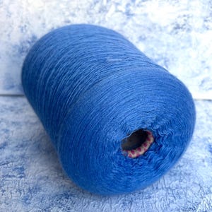 100% Merino fine Italian yarn on cone color Blue Crochet Weaving Machine knitting Hand Knitting Amico Teck 1500m/100g (1640y/3.52oz)