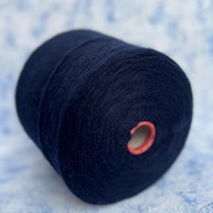 Merino fluffy yarn on cone, 90/10% Merino/Polyamide Hand knitting Machine knitting yarn Zegna Baruffa art HUNTER 380m/100g (415yards/3.52oz)