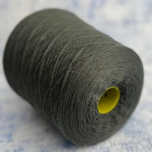 Cashmere 100% yarn on cone Machine Knitting Hand knitting Weaving  Color Green Biogioli Modesto NM 2/28 1400m/100g (1531yd/3.52oz)