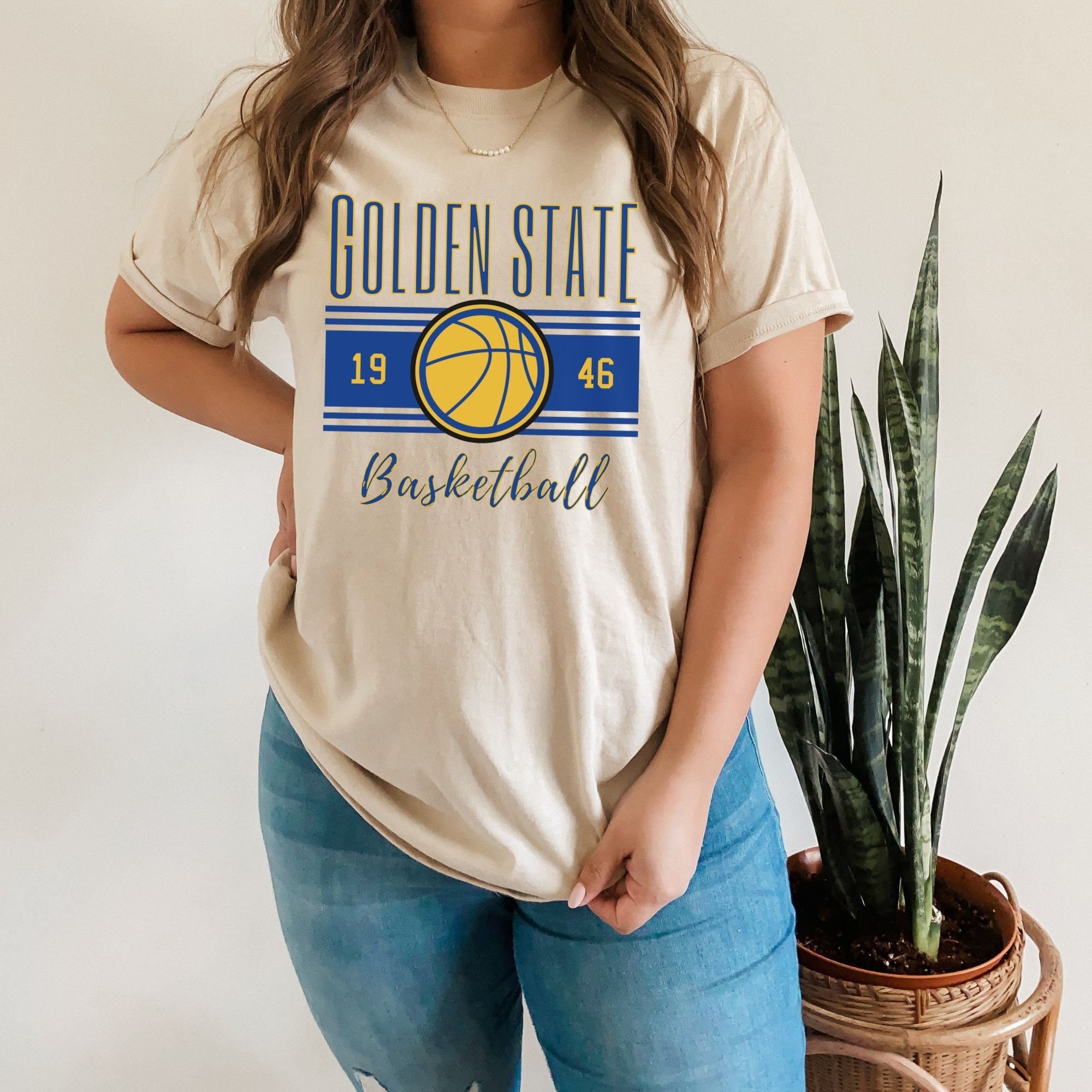 Grunge Vintage Golden State Warriors Basketball Unisex T-Shirt – Teepital –  Everyday New Aesthetic Designs