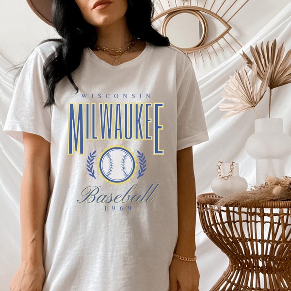 Milwaukee Vintage Unisex T-Shirt, Retro Preppy Crewneck, Hoodie, Aesthetic Gift Her, Cute Women Tee, Throwback Gameday Apparel