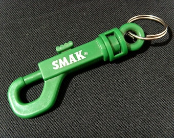 Retro 1980s Rare SMAK Jeans Genuine Original Green Plastic Keyring Not Pepe Vintage